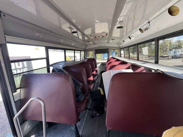 2008-chevrolet-express-school-bus-image-35