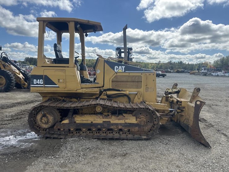 caterpillar-d4g-image-6