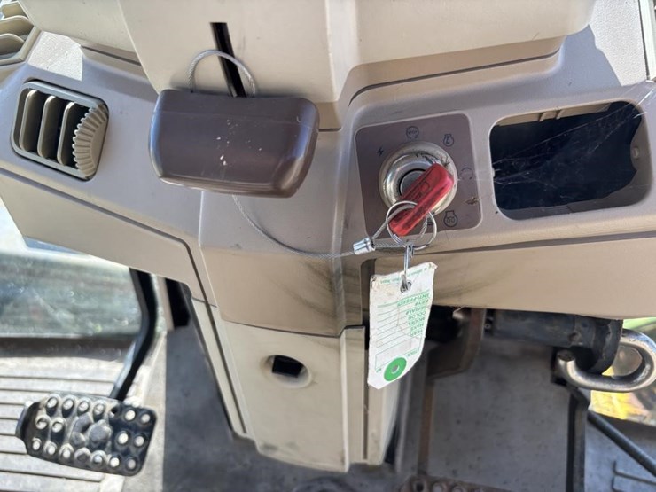 1996-john-deere-6410-image-26