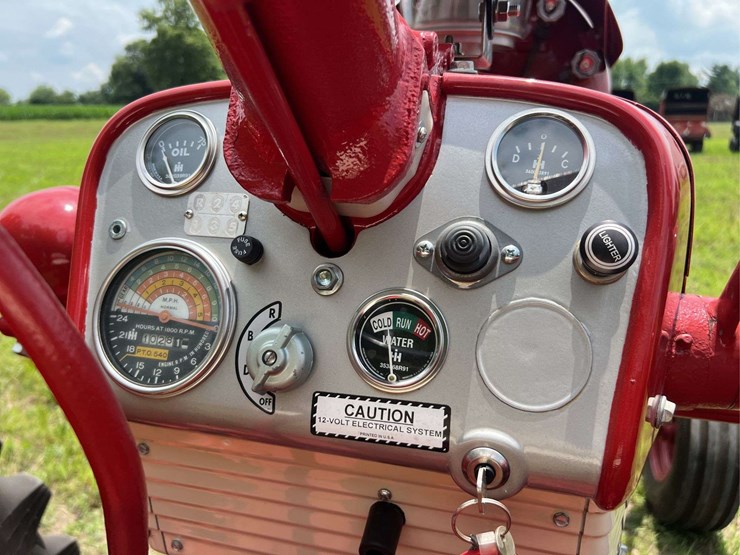 farmall-560-lp-image-62