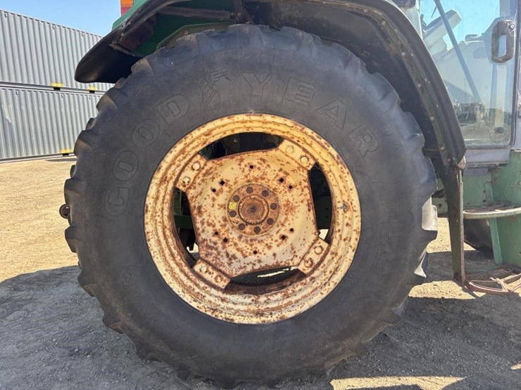 1996-john-deere-6410-image-17