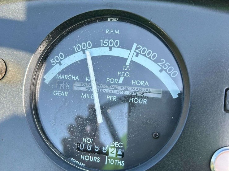 john-deere-4320-image-13