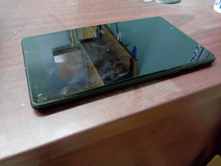 #21184-•-7--tablets-[damaged]-image-8
