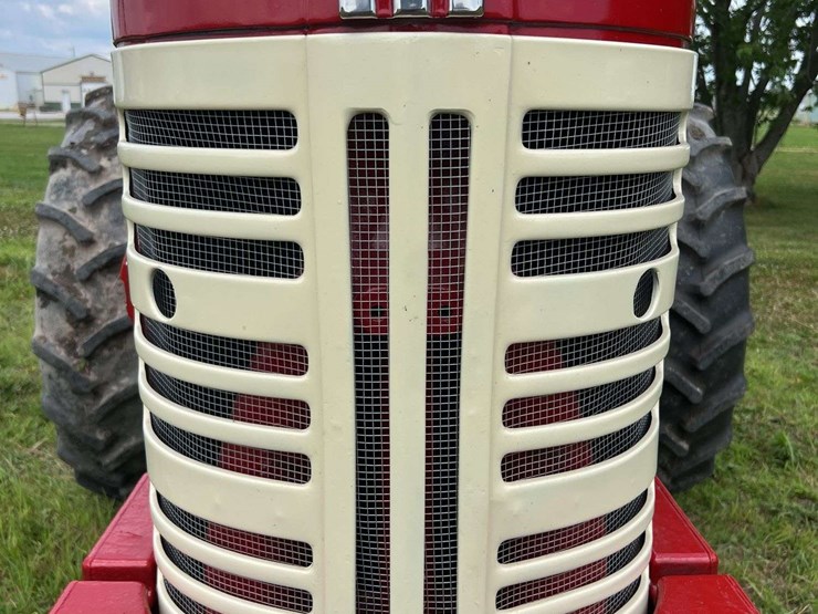 farmall-450-image-9