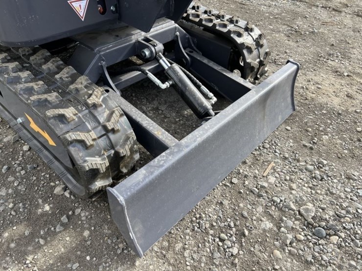 2025-cfg-mx15rx-mini-hydraulic-excavator-image-12