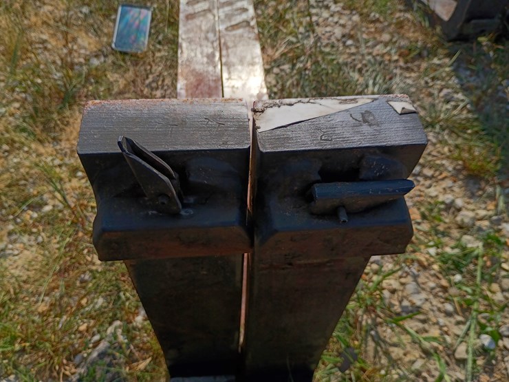 #101-•-set-of-42"-pallet-forks-image-9