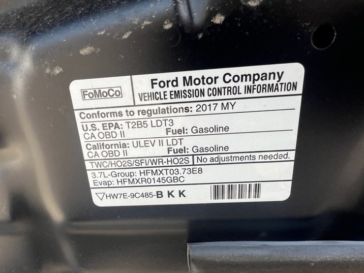2017-ford-explorer-image-14