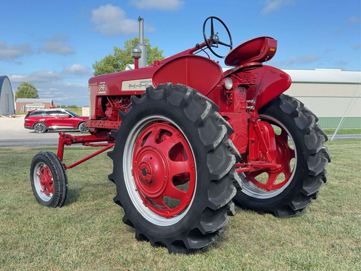 farmall-350-diesel-high-crop-image-13