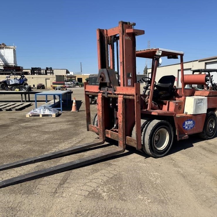 Clark GPH75 Forklift
