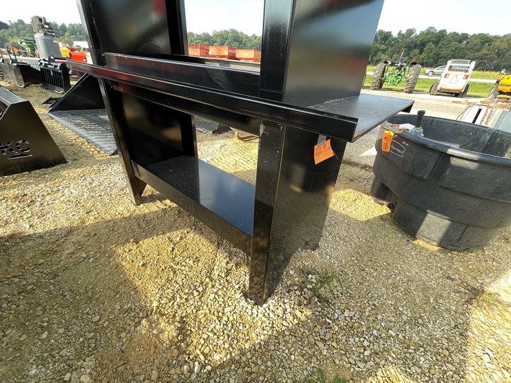 #3004-•-metal-work-table-image-2