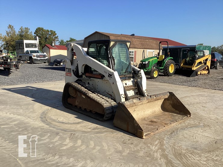 2008-bobcat-t300-image-6