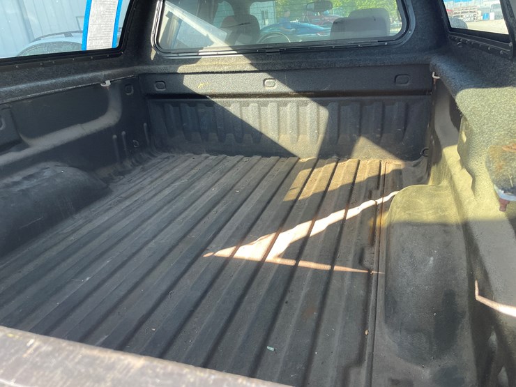 #1012-•-2012-chevy-silverado-1500-extended-cab-pickup-truck-image-23
