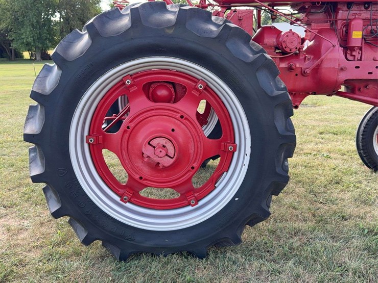 farmall-mv-image-41
