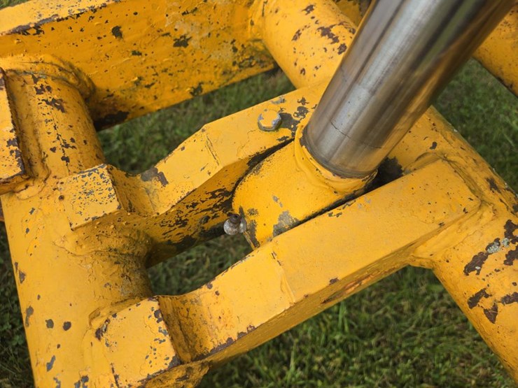 #1232-•-john-deere-jd770-grader-image-16