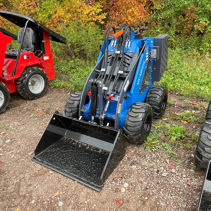 #8165 • AGT Skid Steer Loader
