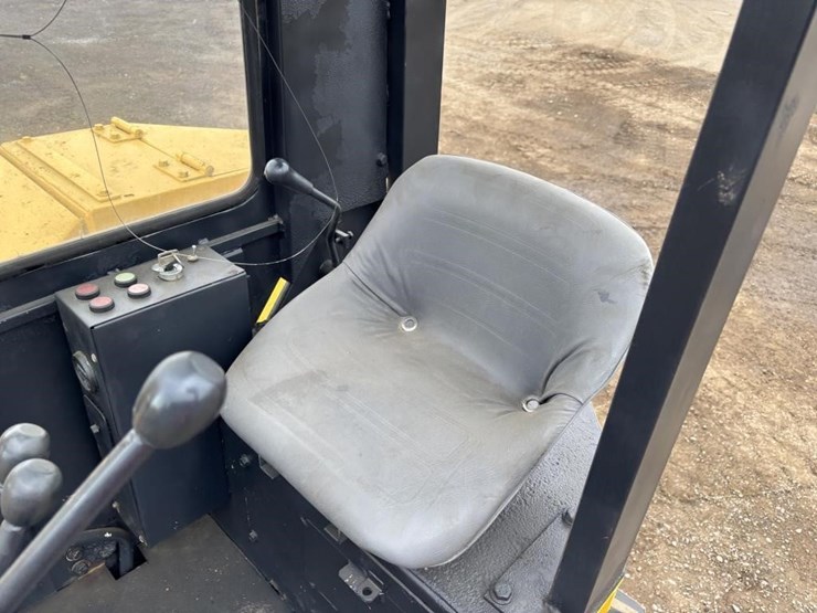 komatsu-pc28uu-image-23