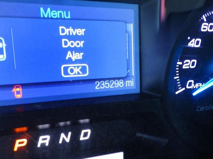 2014-ford-explorer-image-14