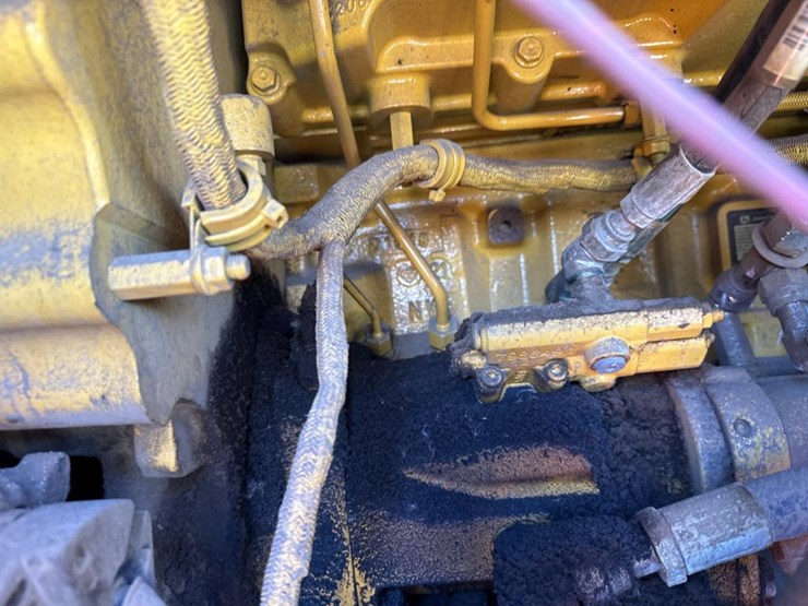 2018-deere-844k-image-49