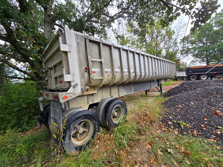 1970-fruehauf-end-dump-trailer-image-16