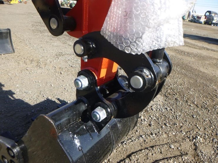 2025-tpm-16-hydraulic-excavator-image-11