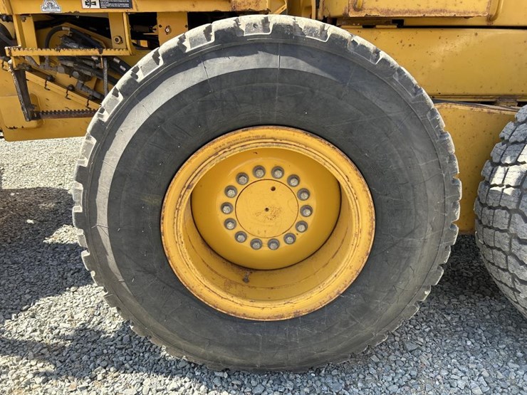2001-deere-772ch-image-120