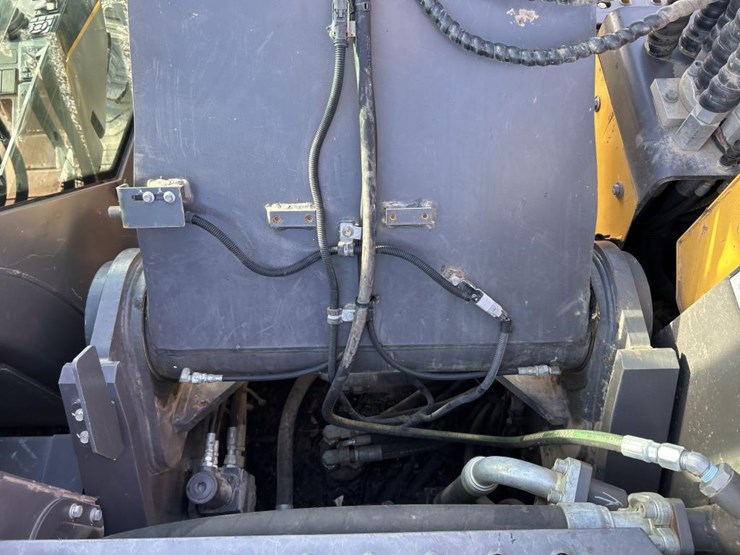 2020-volvo-ecr355e-image-37