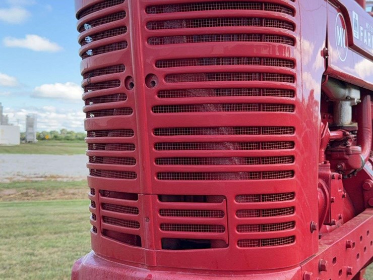 farmall-mv-image-35