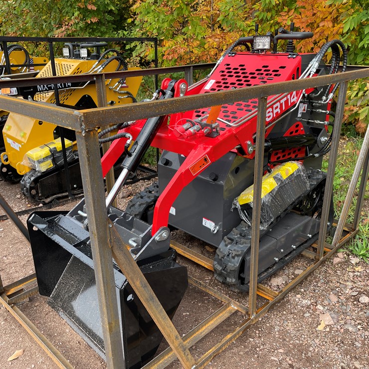#8173 • AGT Compact Track Loader