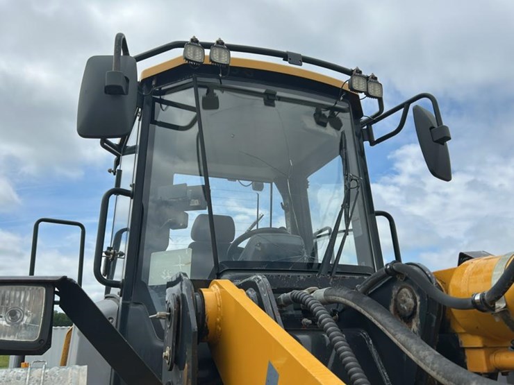 #1401-•-2021-liugong-clg848h-wheel-loader-image-21