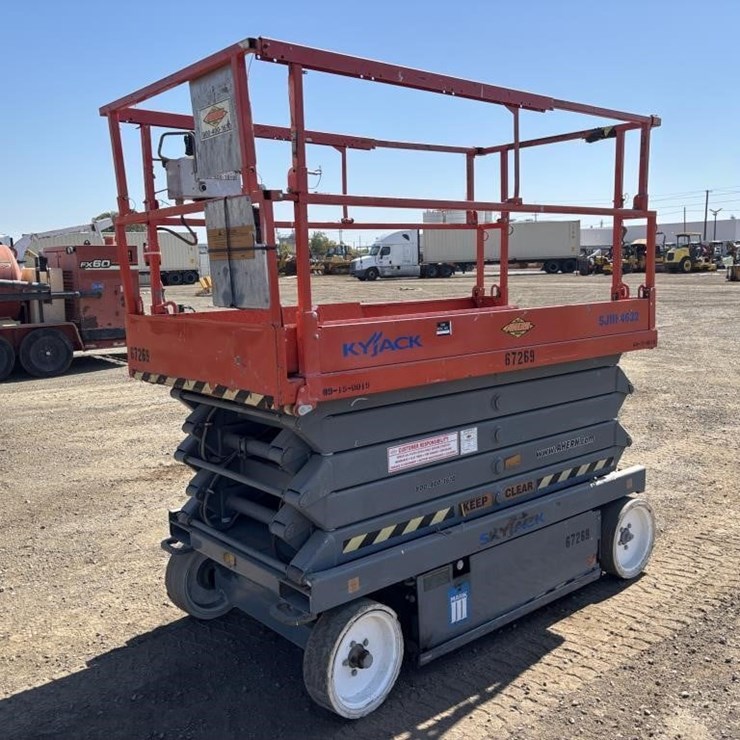2007 SkyJack SJ 4632 Scissor Lift