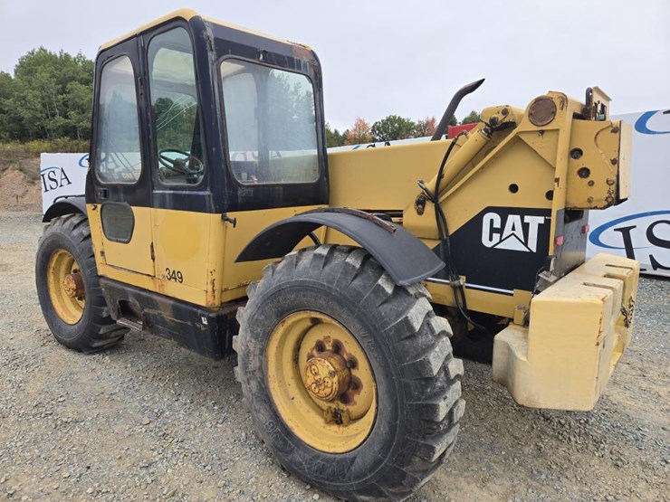 caterpillar-th83-image-3