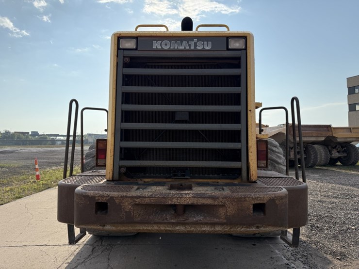 komatsu-wa600-image-3