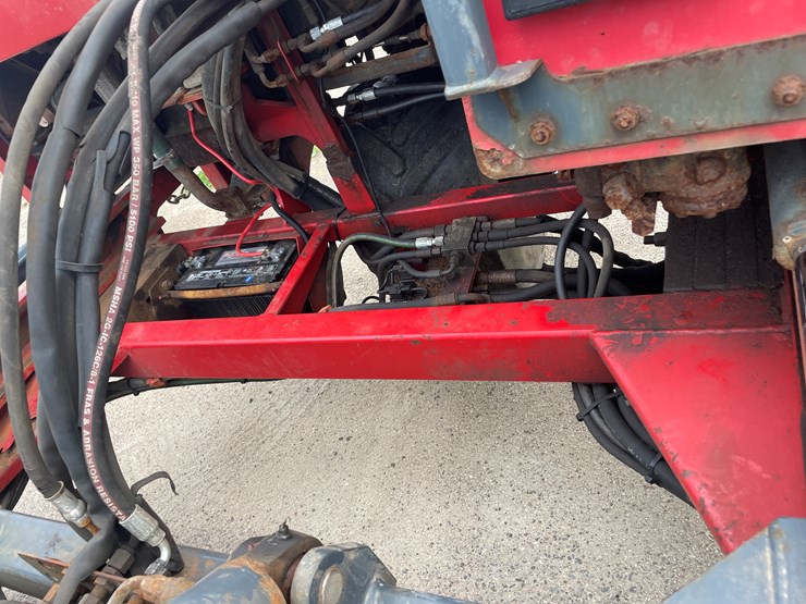 #1020-•-2002-moffett-piggy-back-forklift-image-26