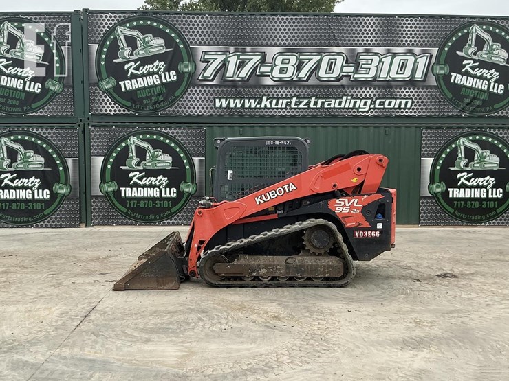2017-kubota-svl95-2-image-1