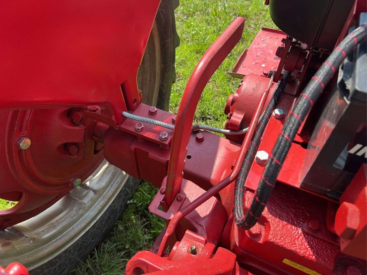 farmall-340-image-62