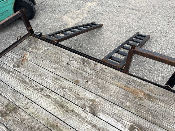 #1974-•-2015-load-trail-18'-trailer-(has-wi-title)-image-40