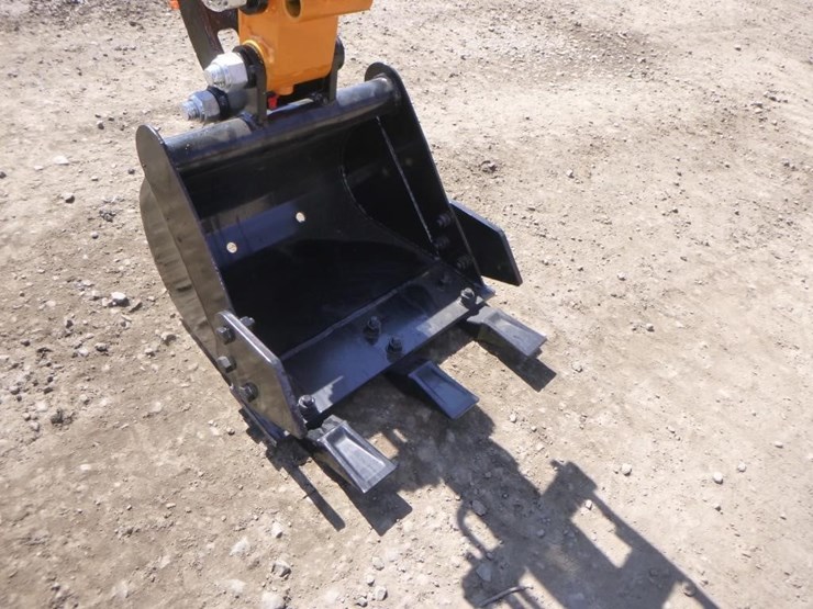 2025-vicsec-vc13-hydraulic-excavator-image-9