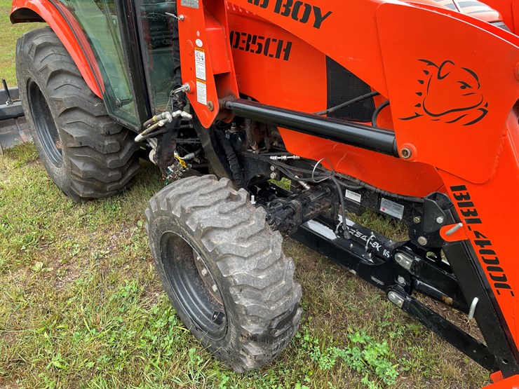#8065-•-2024-bad-boy-4035ch-4wd-tractor-with-front-mount-berco-66"-snowblower-image-41