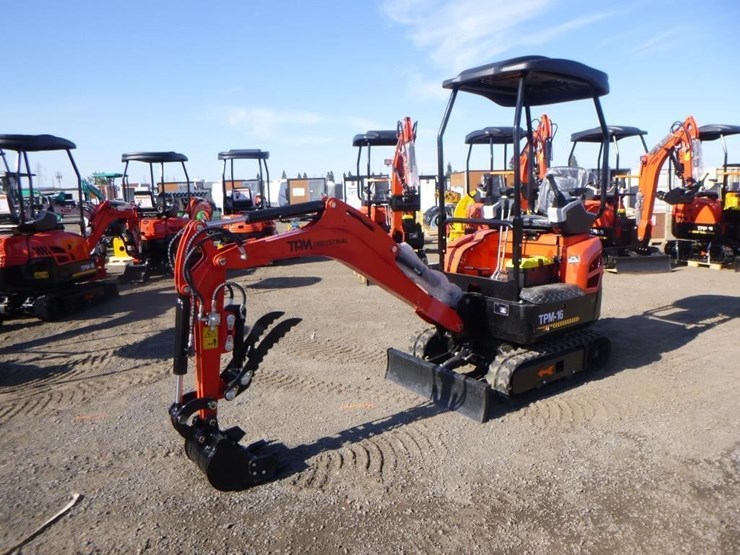 2025-tpm-16-hydraulic-excavator-image-1