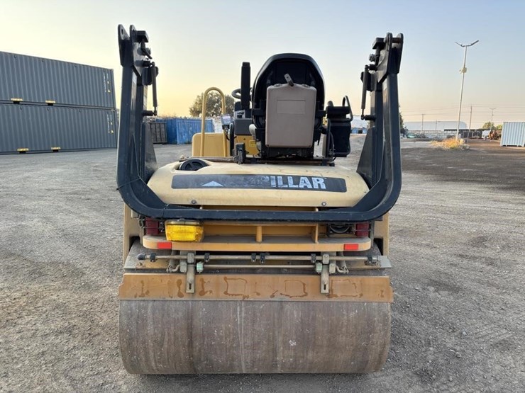 caterpillar-cb34-image-8