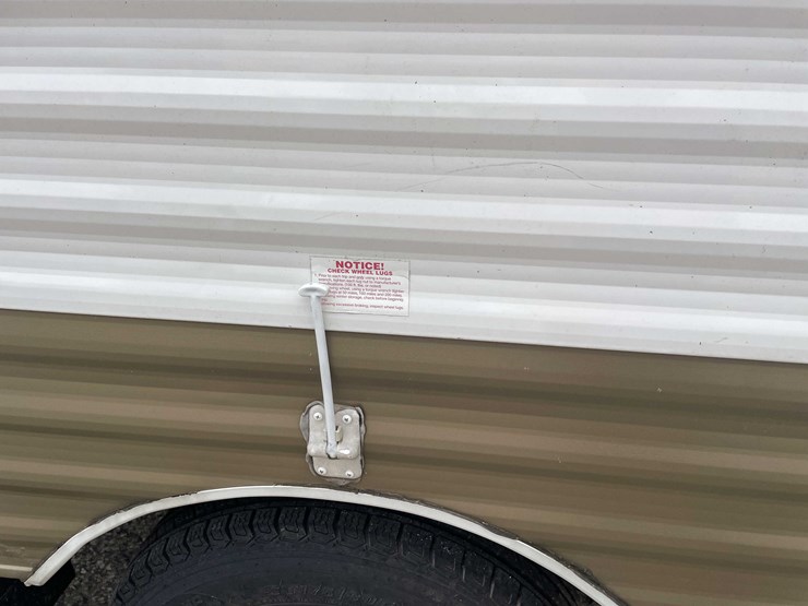 #1976-•-2012-coachman-camper-(no-title)-image-27