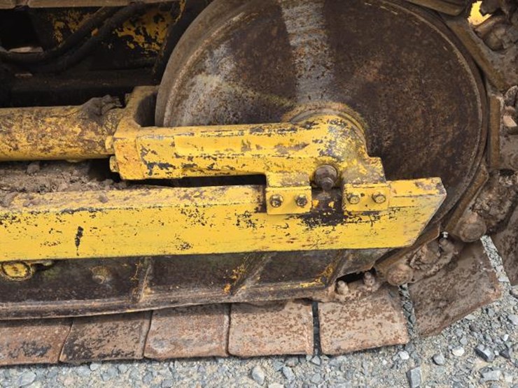 deere-350b-image-37