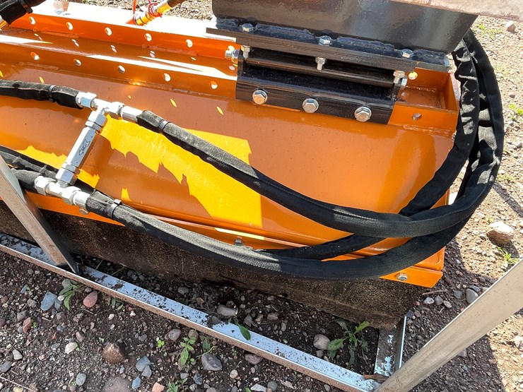 #8344-•-wolverine-48"-flail-mower,-mini-excavator-image-8