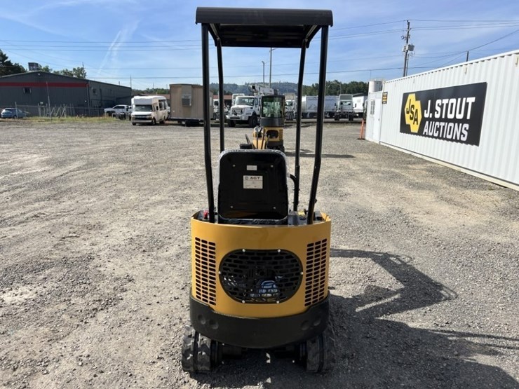 2025-cfg-h12r-mini-hydraulic-excavator-image-5