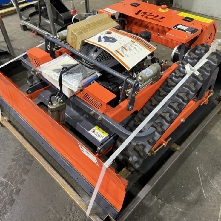 2025 TPM RM900SB Crawler RC Mower