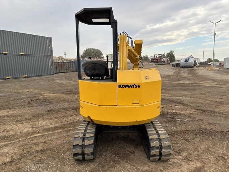 komatsu-pc28uu-image-8