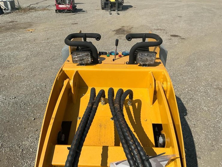 #1001-•-unused-sdll30-mini-skid-steer-image-30