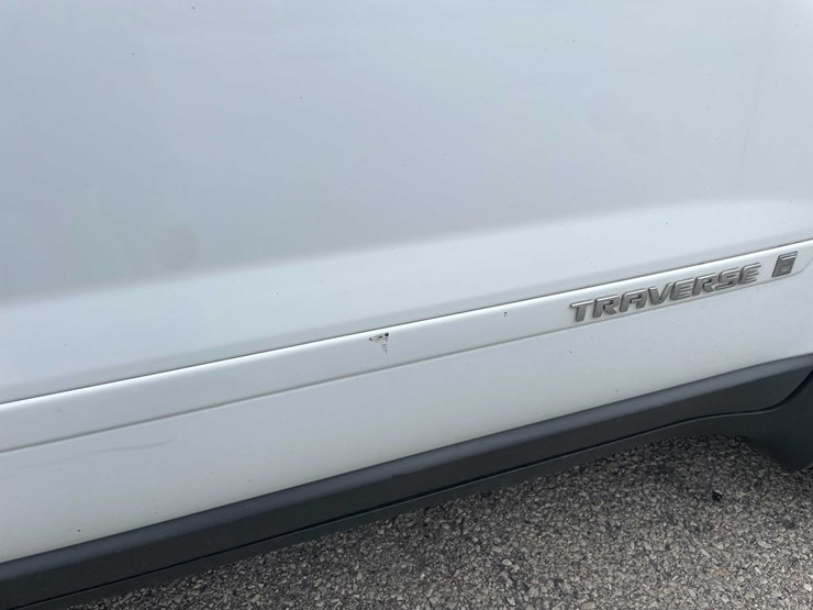 2009-chevrolet-traverse-image-19
