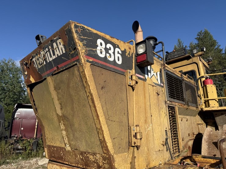 caterpillar-836-image-38