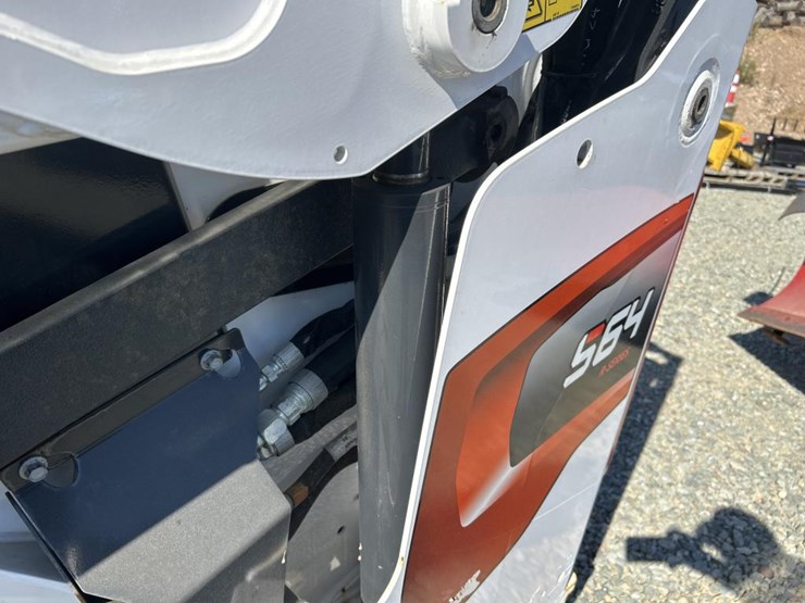2021-bobcat-s64-image-23
